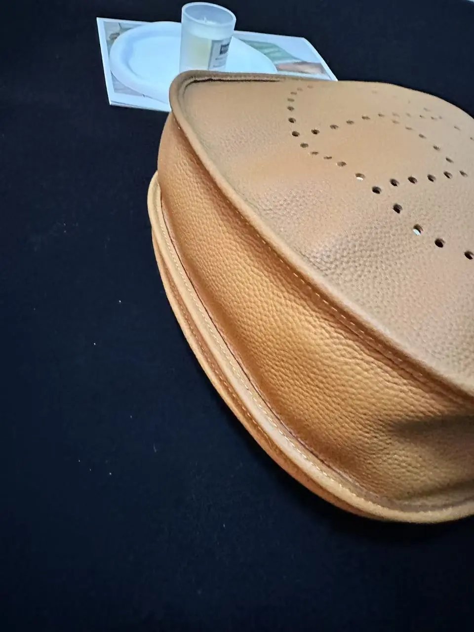 ⭐⭐H05⭐62 银扣按扣开 牛皮 斜挎包 女款金棕色 长29cm 宽8cm 高30cm 源源
