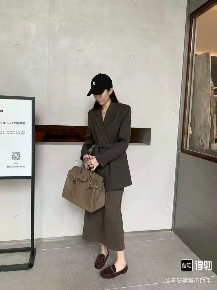 V⭐O2587 源源